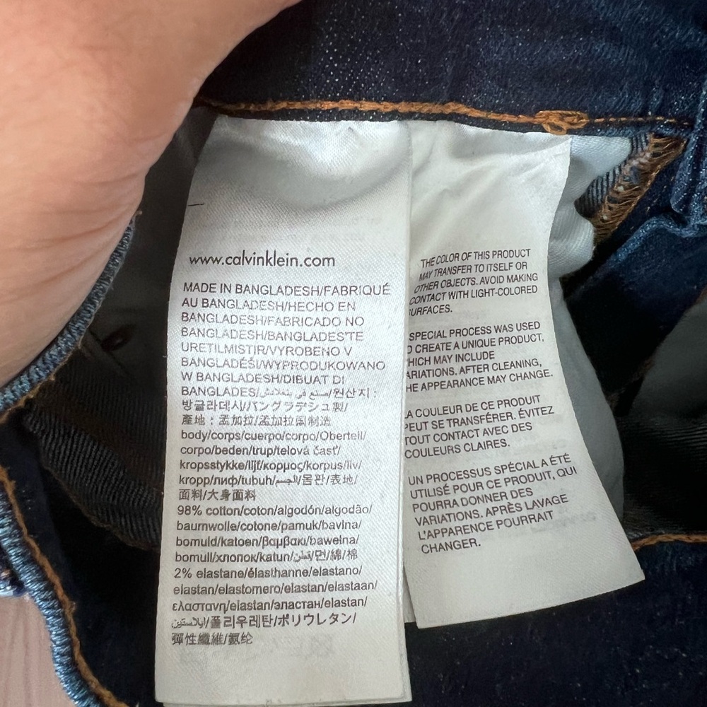 Calvin Klein Mid Rise Jeans - Picture 6 of 6
